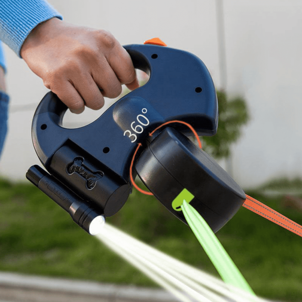 Retractable Dual Dog Leash with Anti-Tangle Swivel and Built-in Torch 4m
