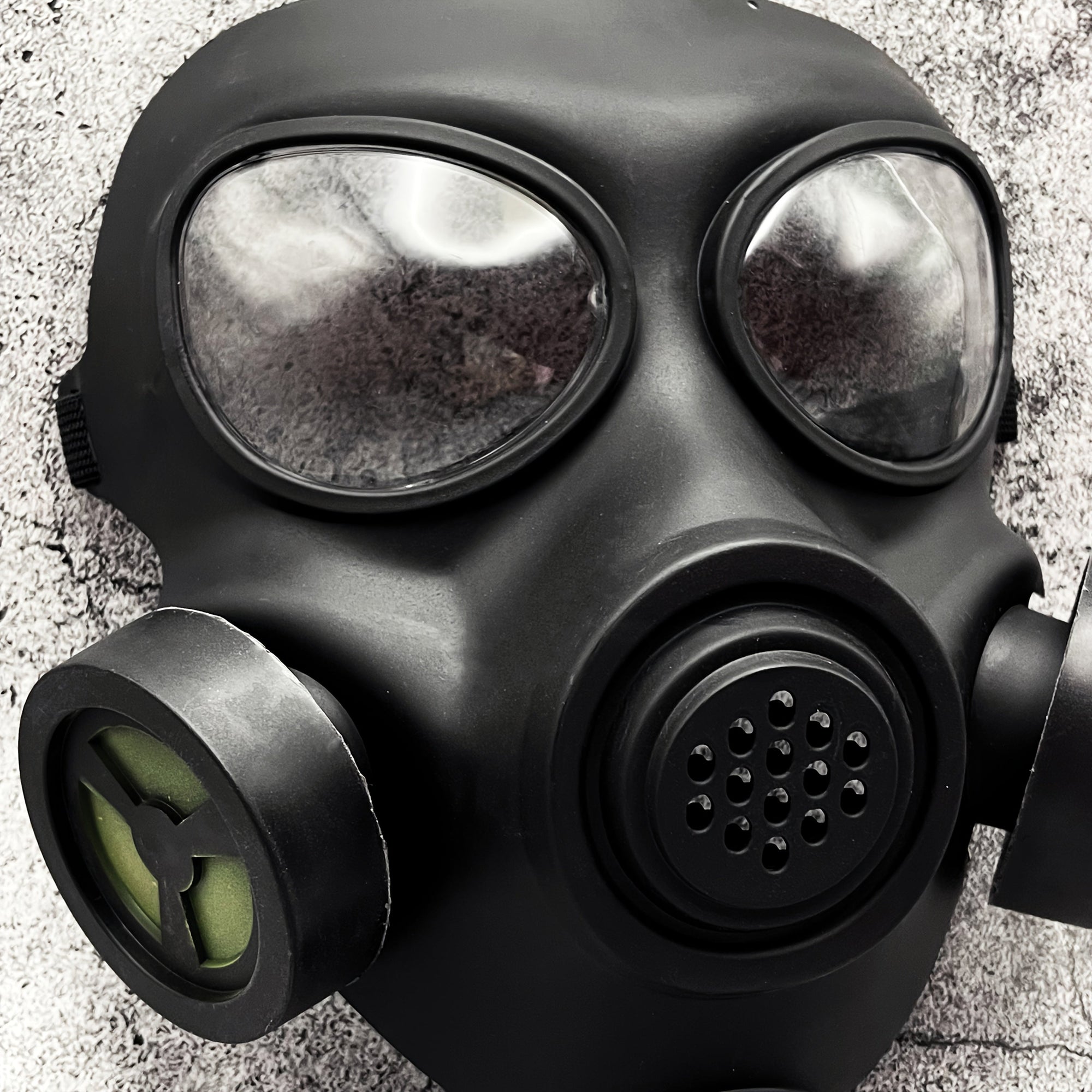 Tactical Full Face Gas Mask Respirator for Cosplay and Air Protection
