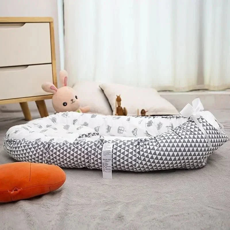 Foldable Portable Baby Crib Travel Bassinet for Infant Safe Sleep